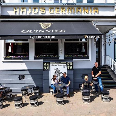 Hajo'S Germania Lodge & Irish Pub Rüdesheim am Rhein Exteriér fotografie